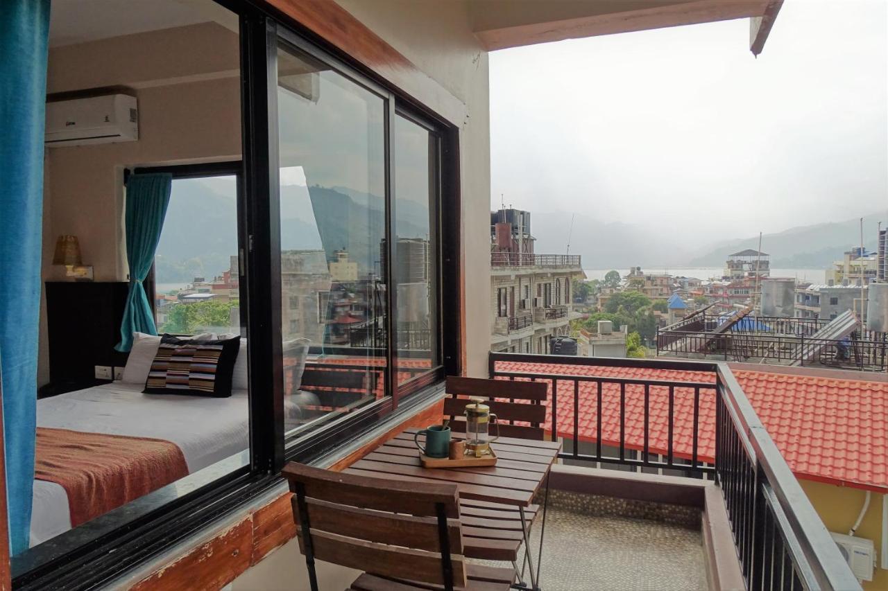 Hotel Karuna Pokhara Eksteriør billede