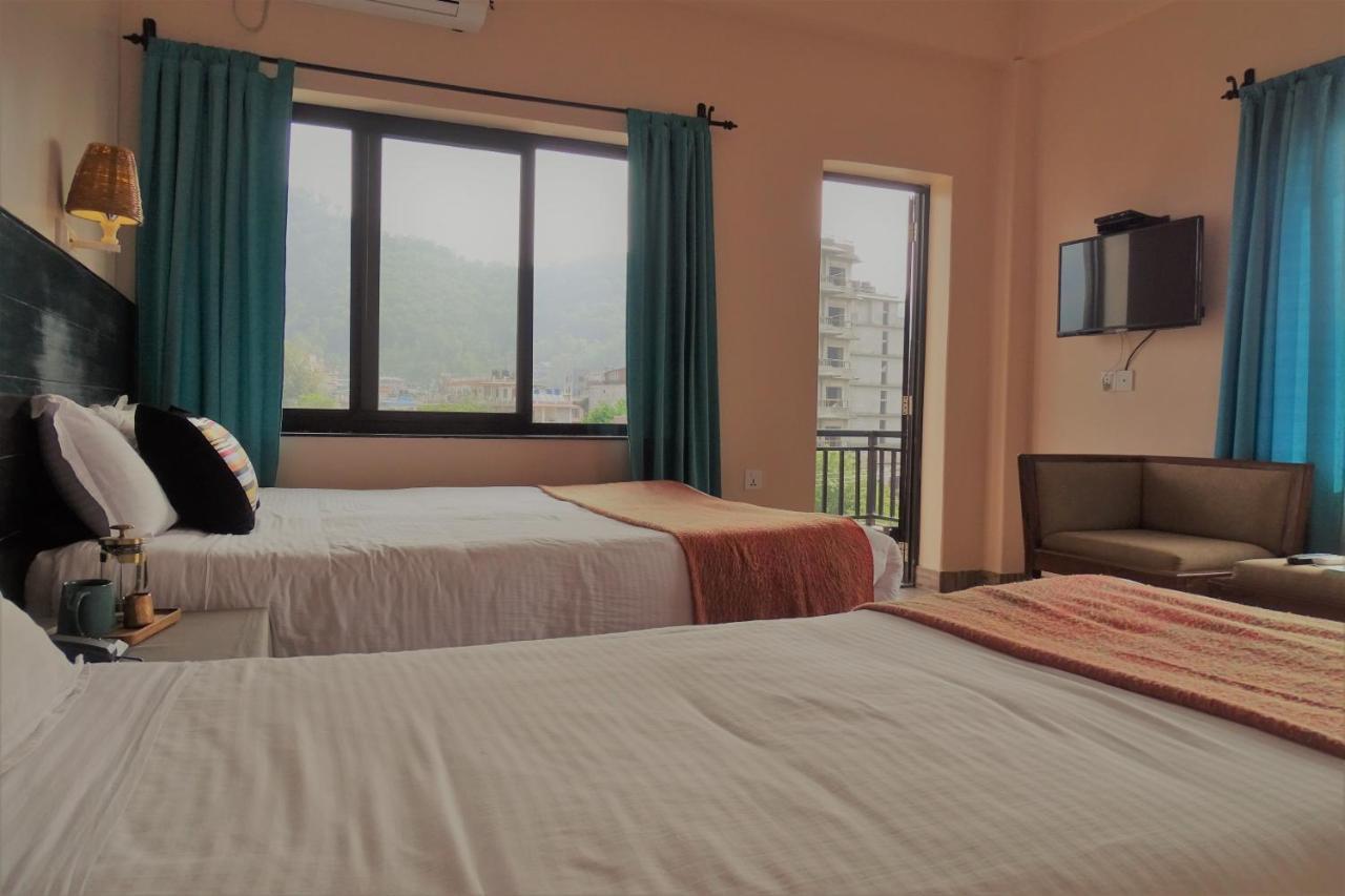Hotel Karuna Pokhara Eksteriør billede