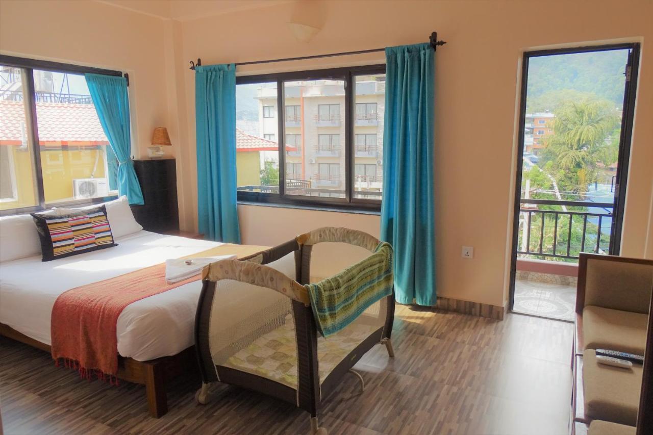 Hotel Karuna Pokhara Eksteriør billede