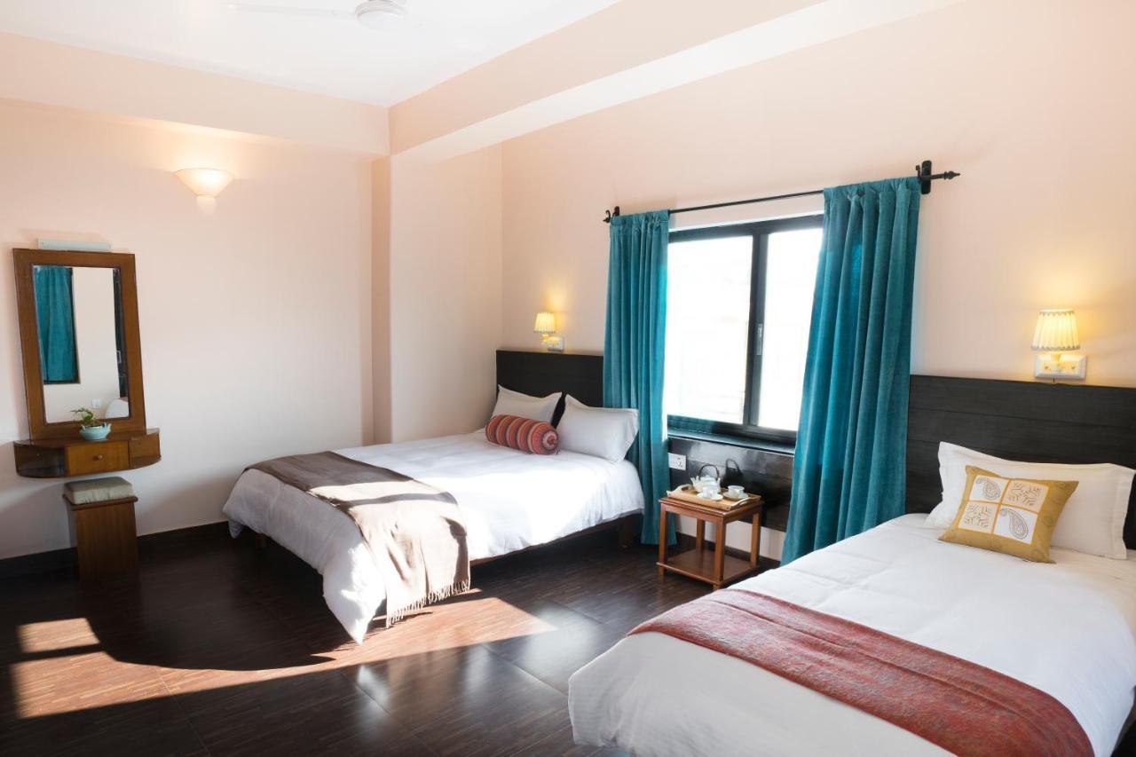 Hotel Karuna Pokhara Eksteriør billede