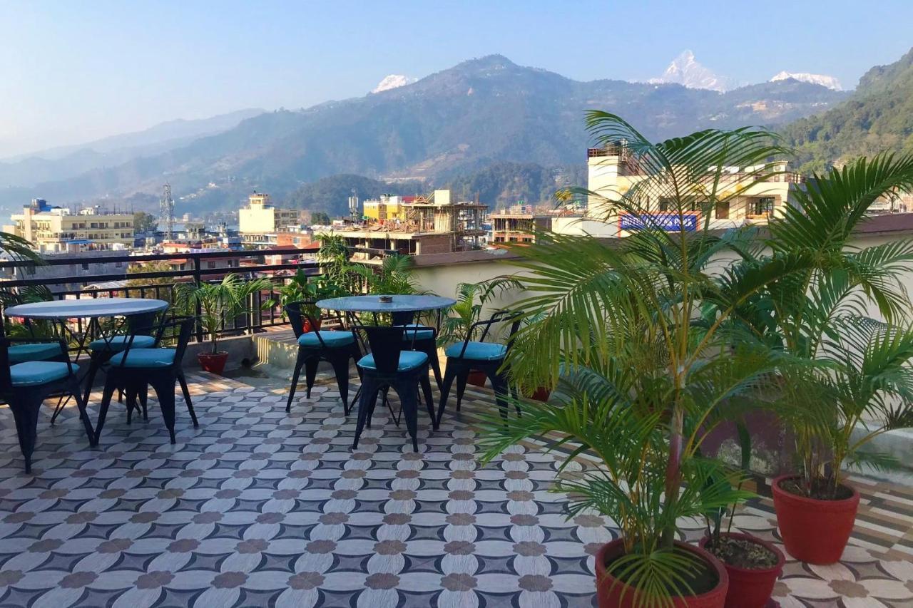 Hotel Karuna Pokhara Eksteriør billede