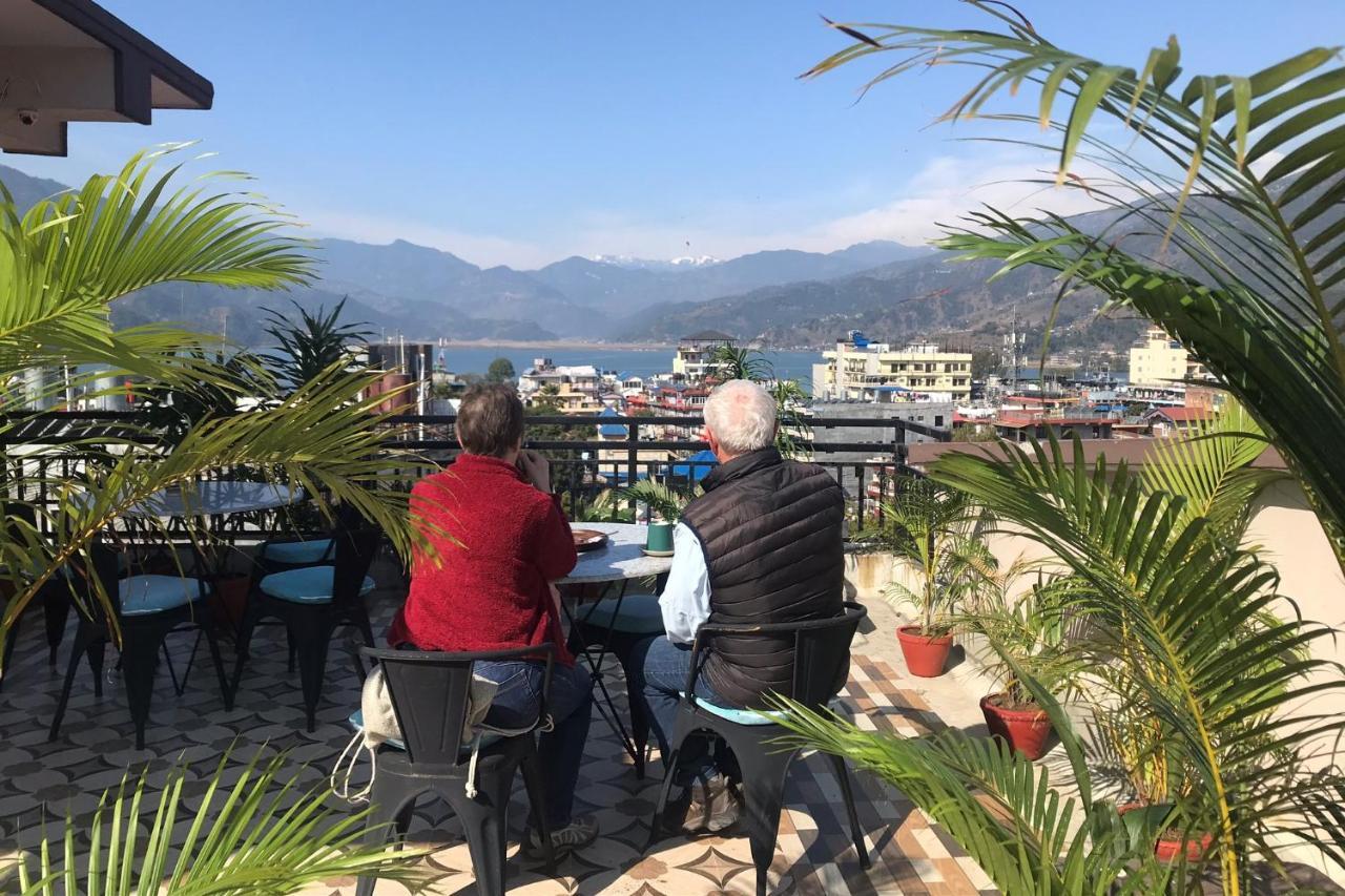 Hotel Karuna Pokhara Eksteriør billede
