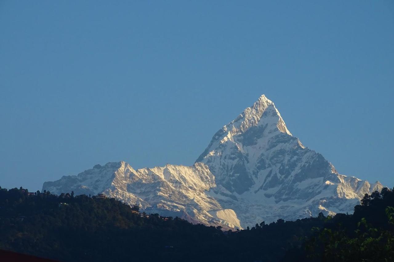 Hotel Karuna Pokhara Eksteriør billede