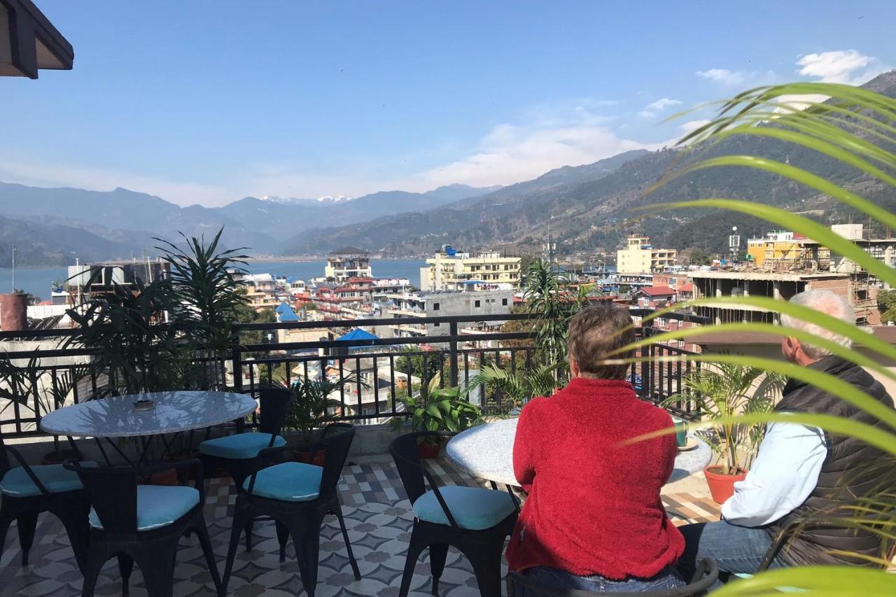 Hotel Karuna Pokhara Eksteriør billede